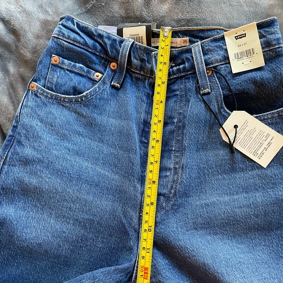 NWT LEVI’S RIBCAGE STRAIGHT ANKLE WOMEN'S JEANS - Picture 9 of 11